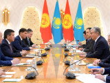 Қасым-Жомарт Тоқаев Қырғыз Республикасының Президенті Сооронбай Жээнбековпен кездесті