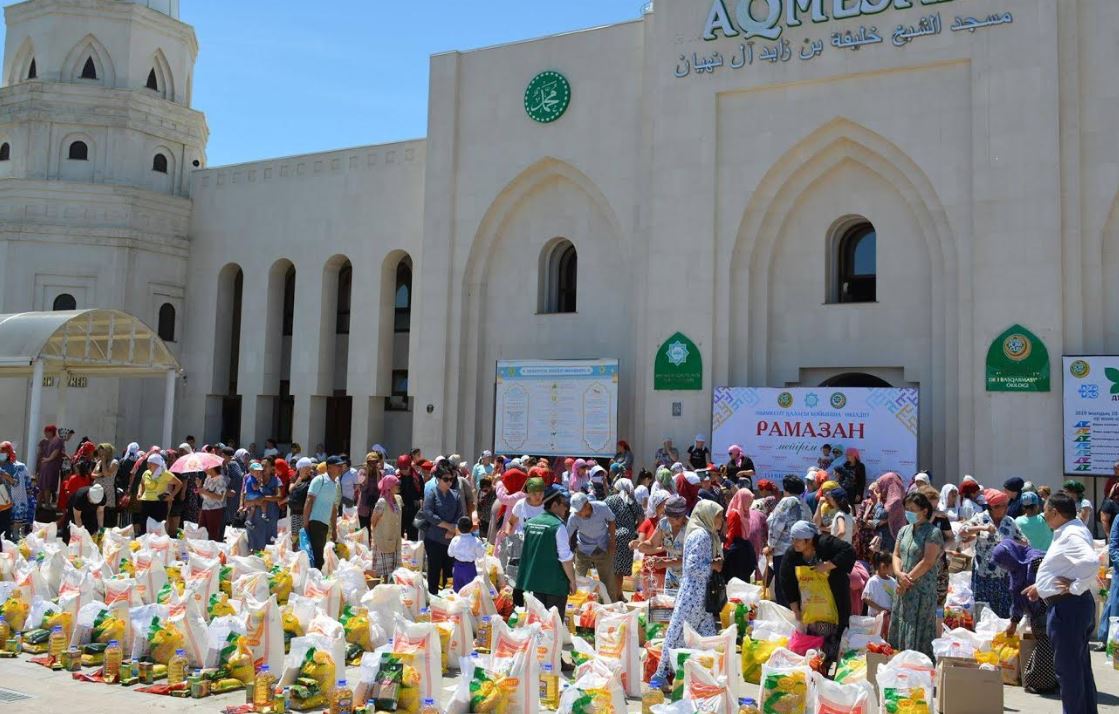 200 отбасыға қайырымдылық көмек көрсетілді