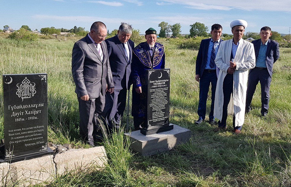 Хамит Тоқтамысов қабіріне 99 жылдан соң құлпытас қойылды