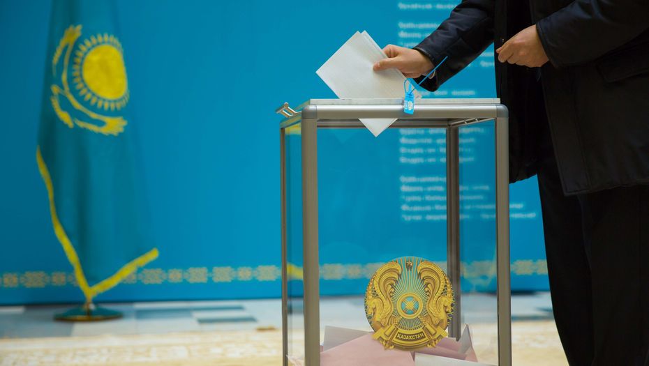 Көкейге қонады