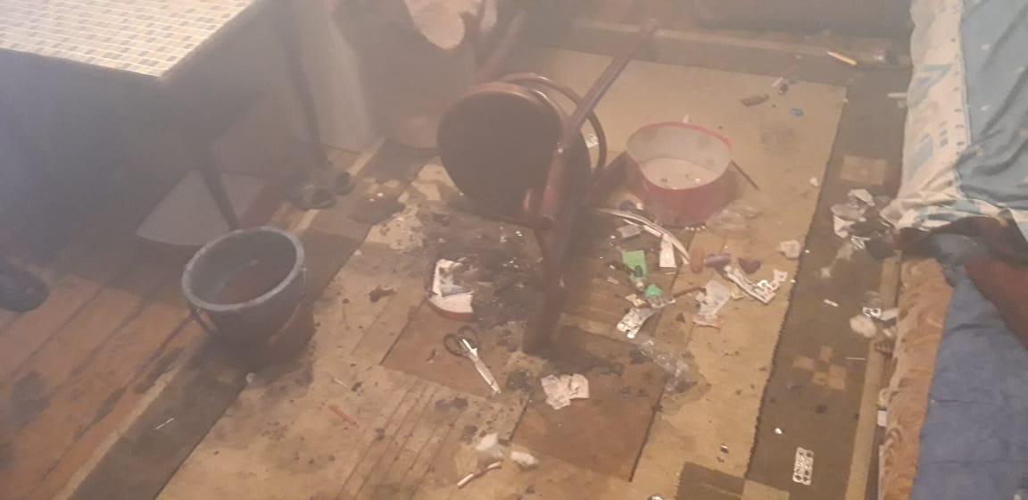 Семейде өз үйін өртемек болған әйел адам құтқарылды