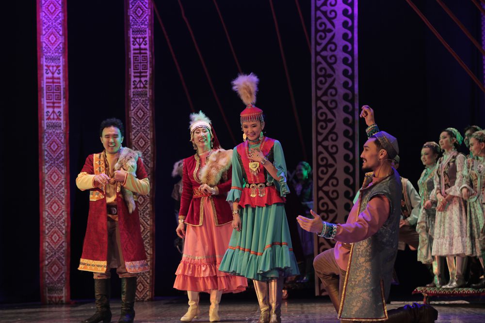 Сахнаның сәні – «SAMGAU»