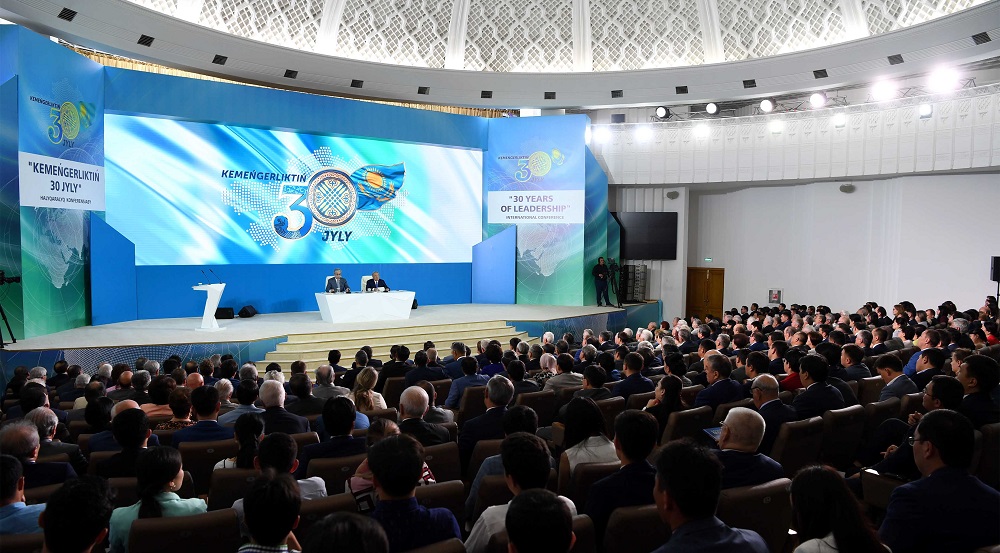 Нұрсұлтан Назарбаев: Тәуелсіздік алғанда қазақтар 39 пайыз немесе 6,5 миллионнан сәл ғана астам болды