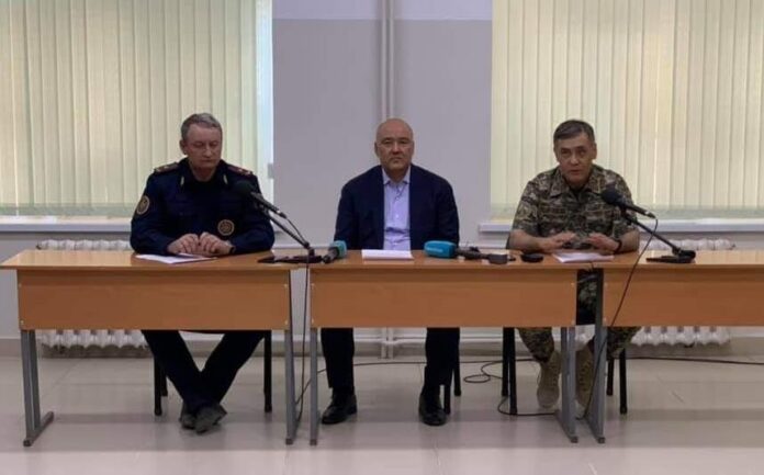 Арыстағы тұрғындар көшіріліп,тиісті көмектер көрсетілуде