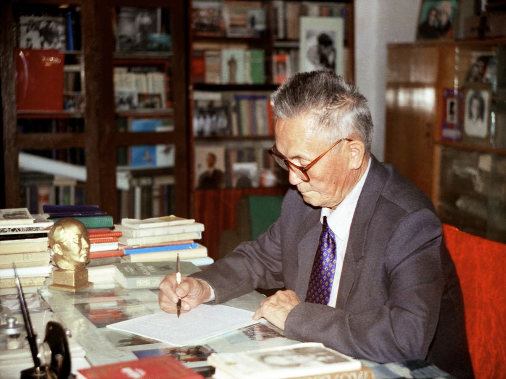 Жазушы тұрған үй музейге айнала ма?