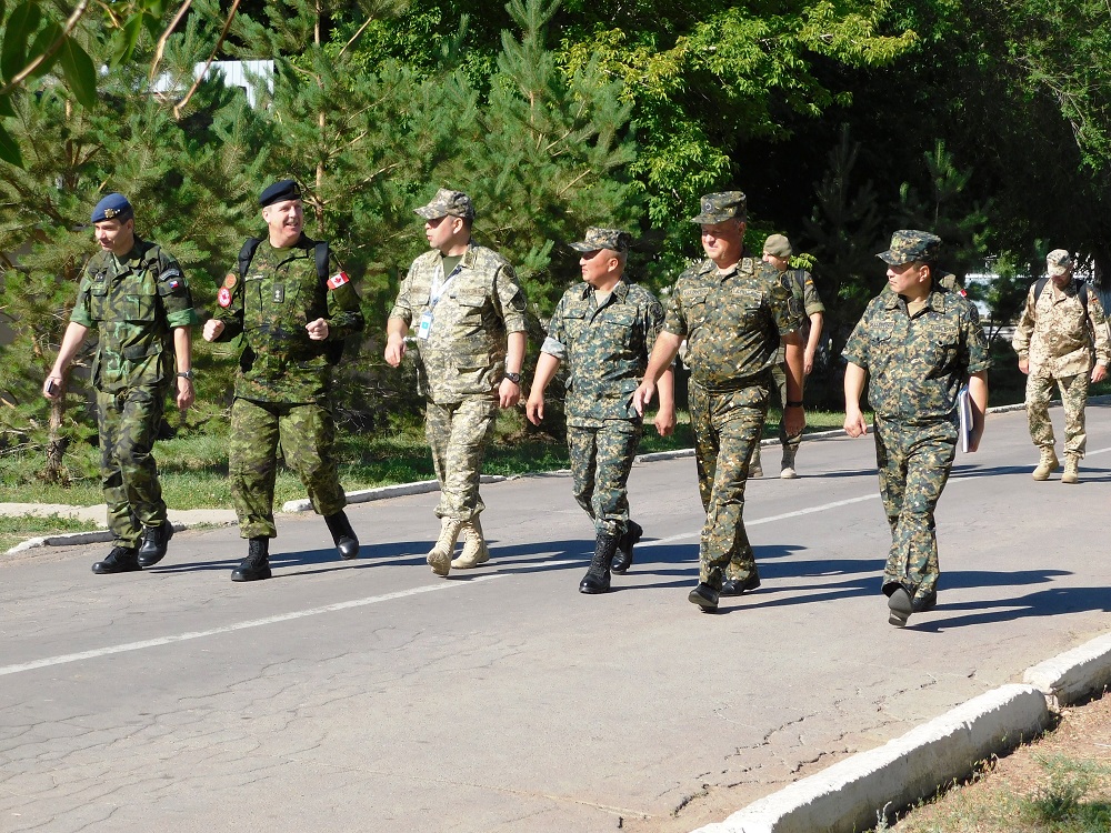 ЕҚЫҰ инспекторлары әскери бөлімді аралады