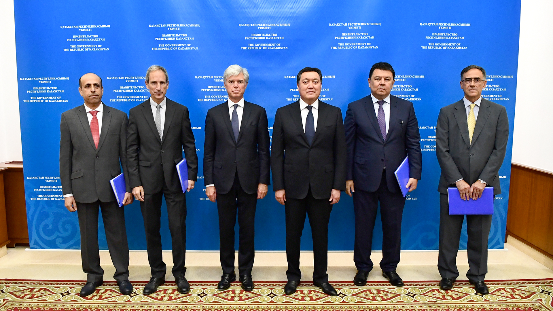 Дунга және Абай кен орындары бойынша құжаттарға қол қойылды