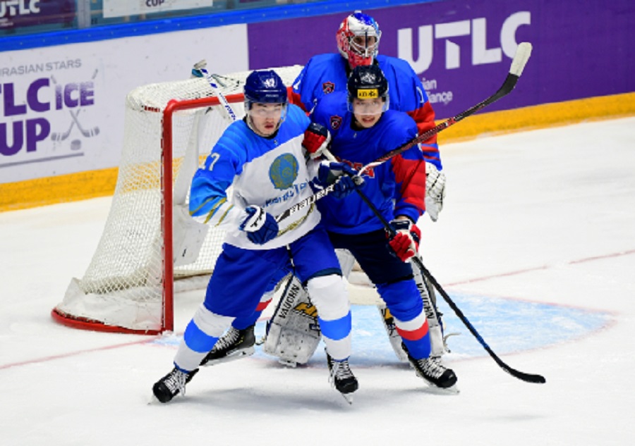 Хоккей: Қазақстан Оңтүстік Кореяны ойсырата ұтты