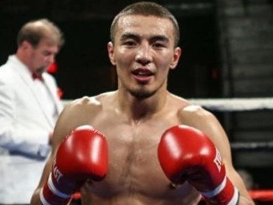 Тұрсынғалиев қарсыласын тырп еткізбеді