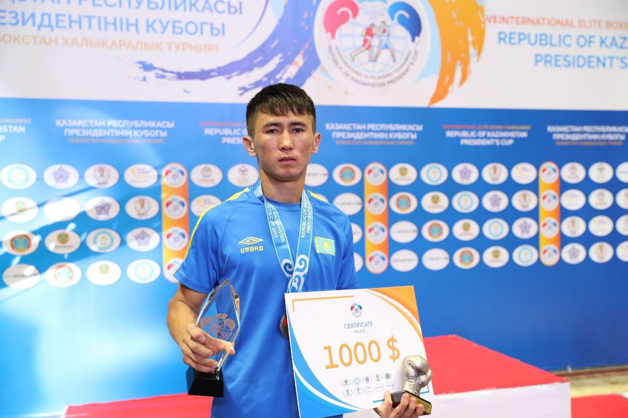 Махмұт Сабырхан Президент кубогінің үздік боксшысы атағын иеленді