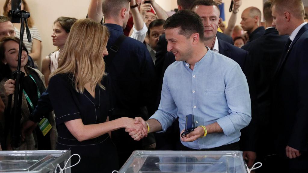 Украина халқы кезектен тыс Жоғарғы Рада депутаттарын сайлады