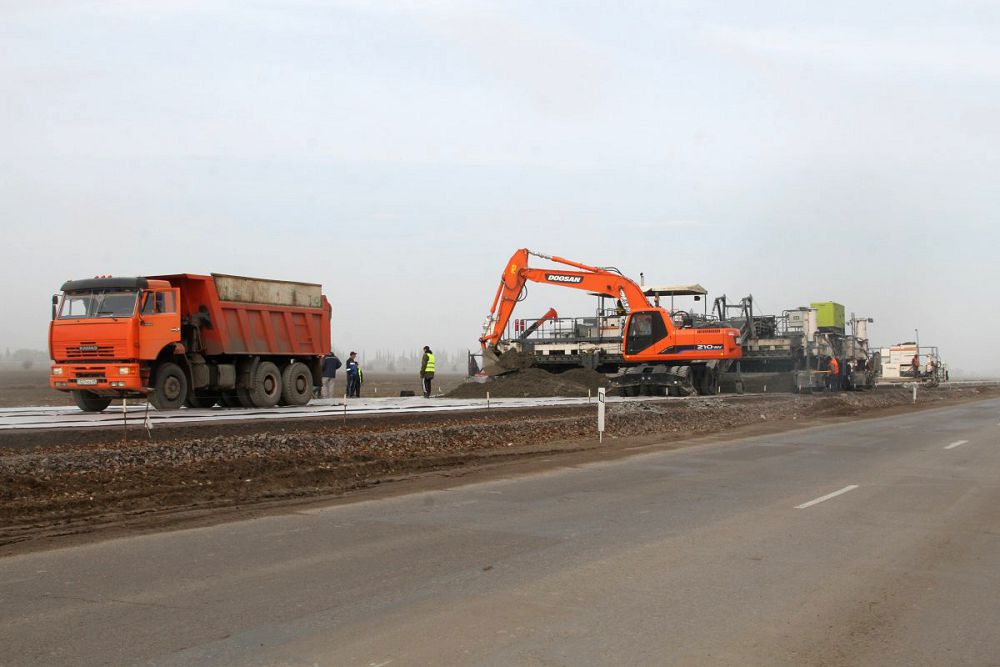 Ұлан Әліпов: Жоспар – жылына 5 мың шақырым жол салу