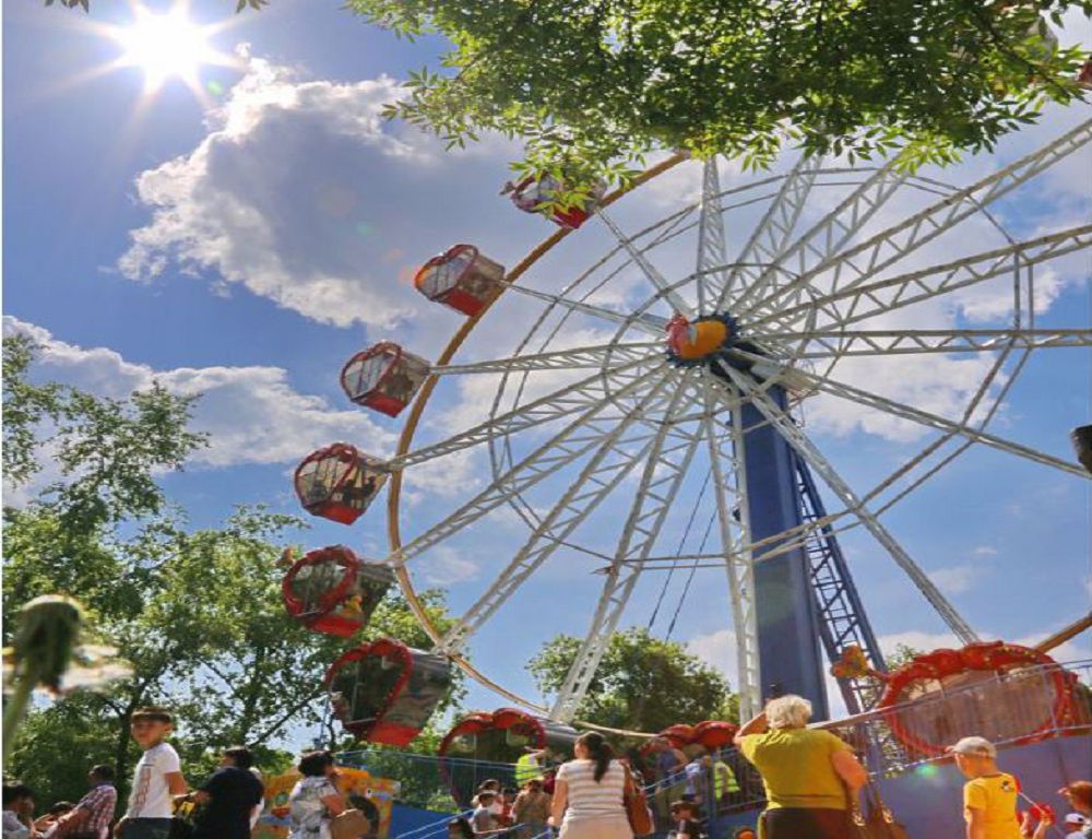 Саябақтағы аттракцион