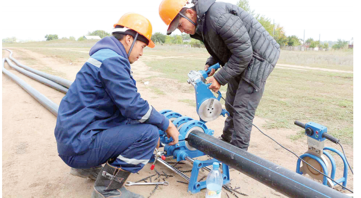 Кентте әкім де, су да жоқ