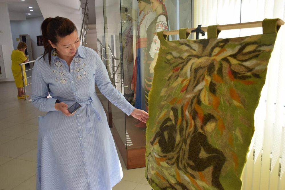 «Азия шыңдары»: суретші болмысын биіктеткен сапар