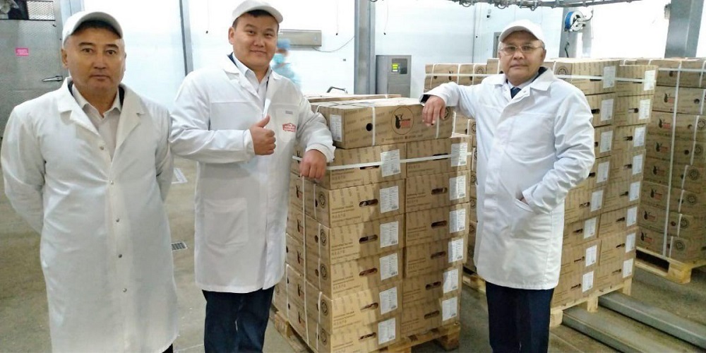 Ақтөбе облысынан ҚХР-ға мұздатылған сиыр етінің бірінші партиясы жөнелтілді