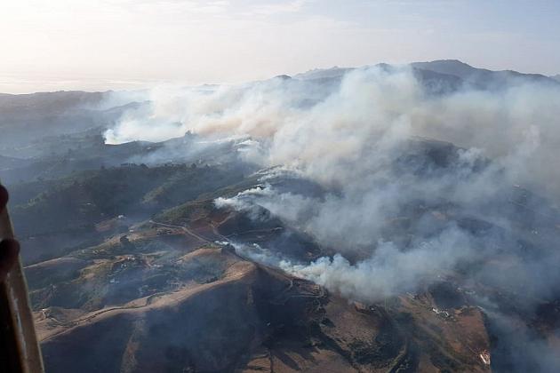 Испанияның Гран-Канария аралында орман өртеніп жатыр