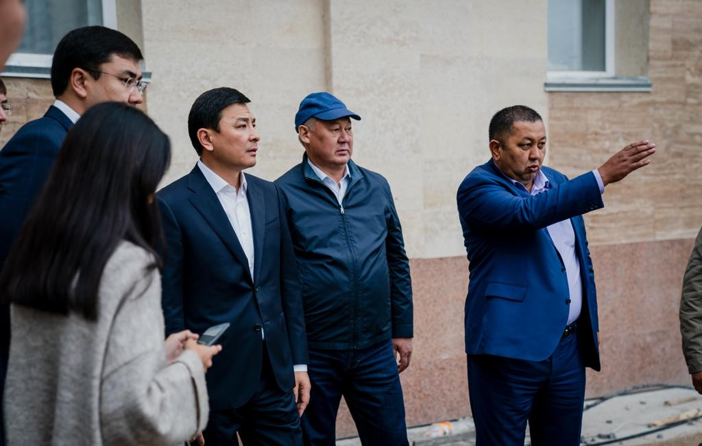 Алтай Көлгінов елордадағы жаңа мектептің құрылысымен танысты