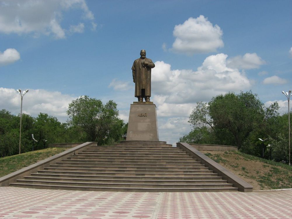 «Мен» өлмекке тағдыр жоқ, әуел бастан...