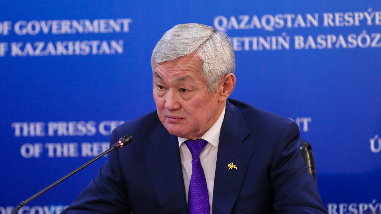 Оралмандар үшін азаматтық алу мерзімі осы жылдың соңына дейін ұзартылды — Б. Сапарбаев