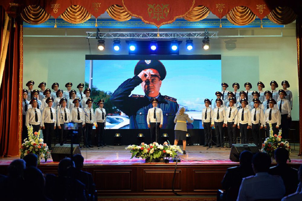 ІІМ батылдығы үлгі қызметкерлерді марапаттады