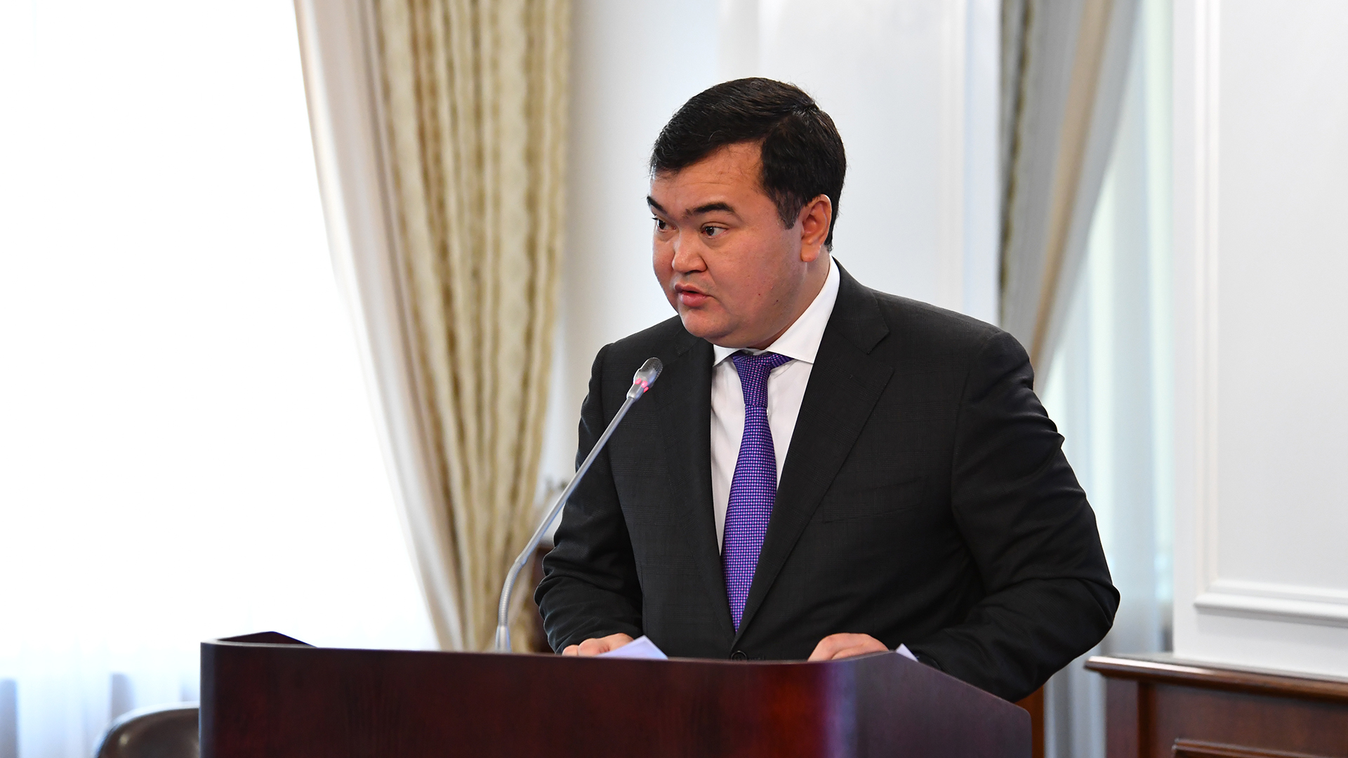 Тұрғын үй кезегінде тұрған адамдардың бірыңғай республикалық базасы енгізіледі — Ж. Қасымбек