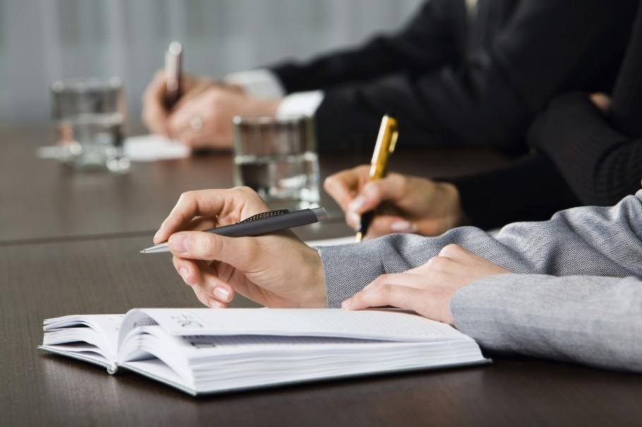 Мемқызметшілерді қысқартуға байланысты агенттік кеңес өткізді