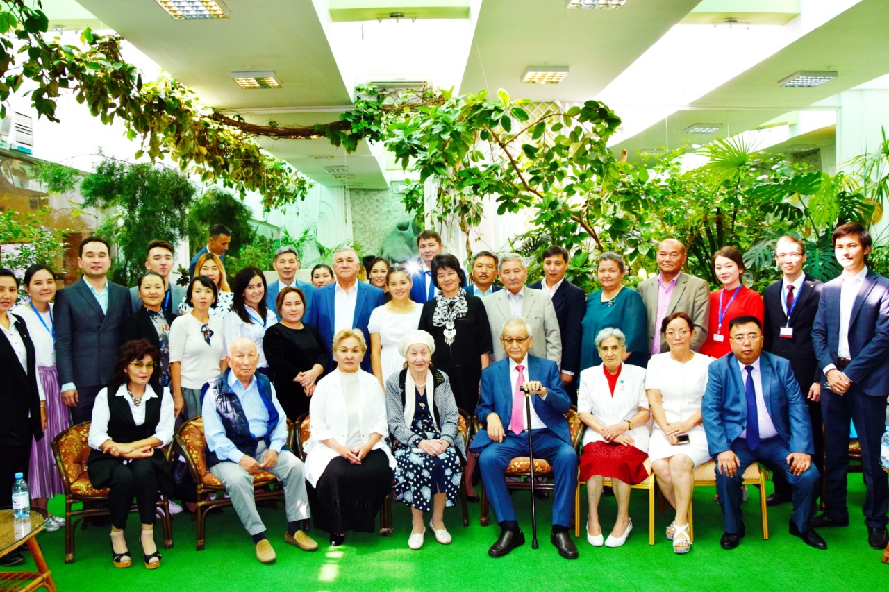 Алматыда Ахмет Байтұрсыновтың туған күніне орай конференция өтті