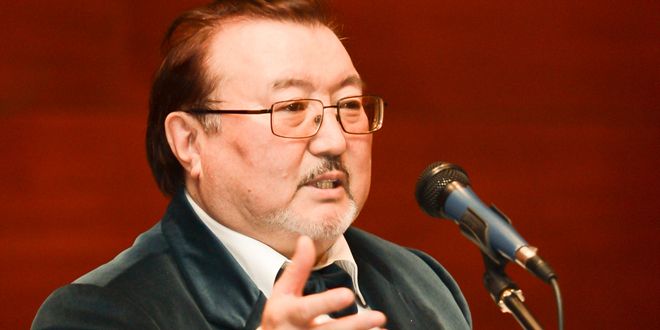 Ұлықбек Есдәулет: Игілікті бағытымен құнды