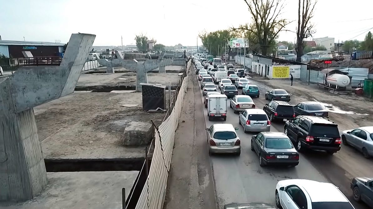 «Алтын Ордадағы» жолайрықтың құрылысы тағы да бірнеше айға созылмақ