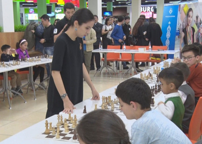 Атырау қаласында Динара Сәдуақасованың Шахмат академиясы ашылды