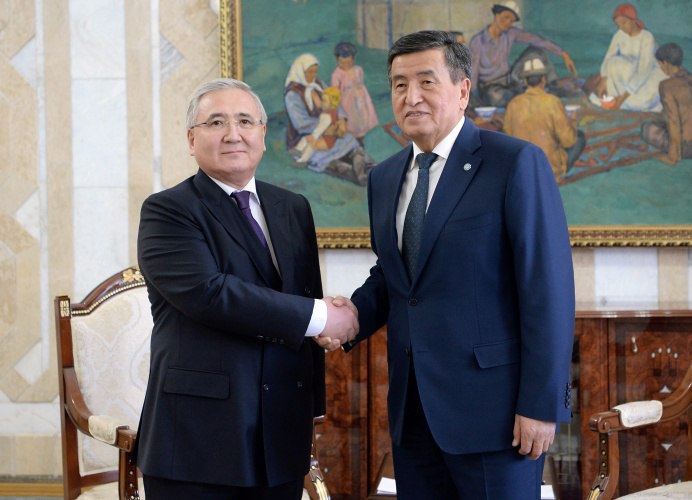 Қазақстан Елшісі Қырғыз Республикасының Президентіне сенім грамоталарын тапсырды