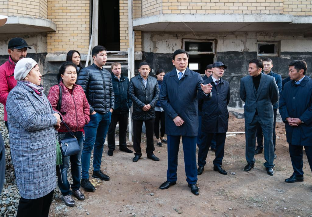 А.Көлгінов елордадағы проблемалық тұрғын үйлердің бірінде болды