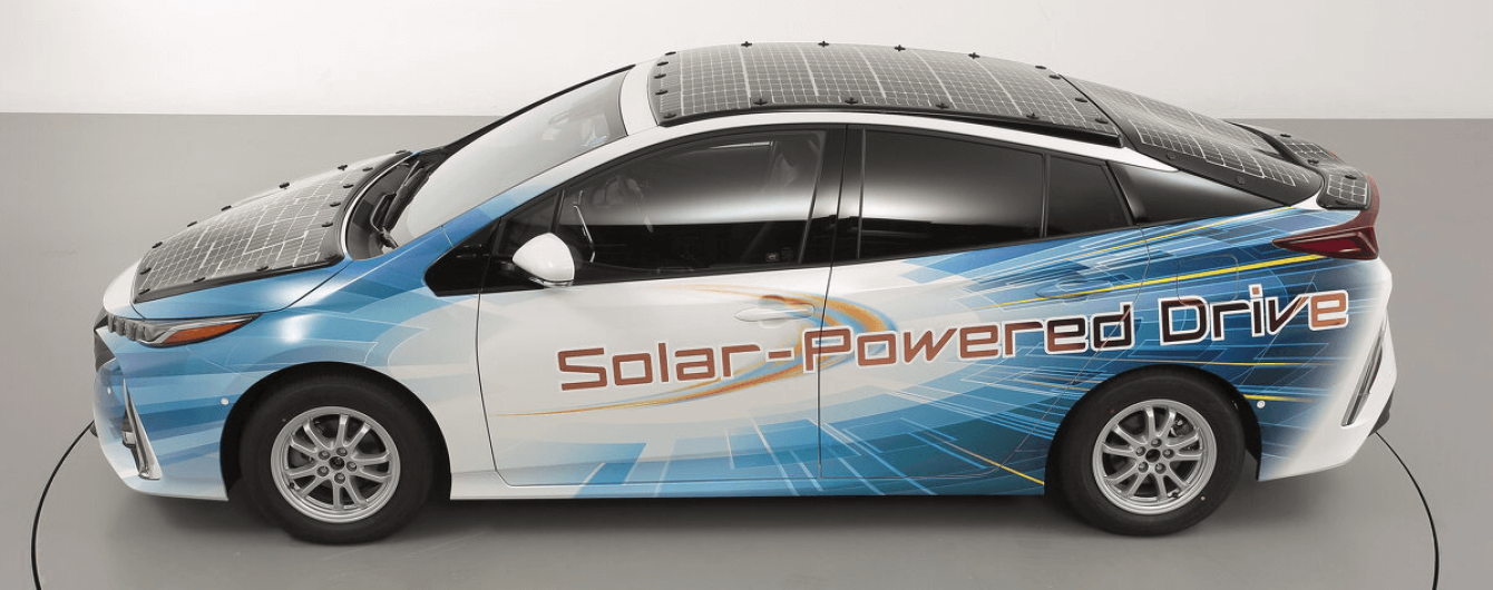 Toyota компаниясы күннен қуат алатын көлікті сынақтан өткізді