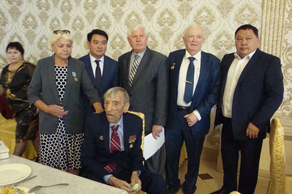 Қостанайда ІІ Дүниежүзілік соғыс ардагері 100 жасқа толды