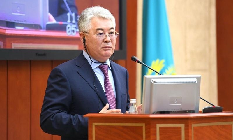 Бейбіт Атамқұлов Индустрия және инфрақұрылымдық даму министрі болып тағайындалды