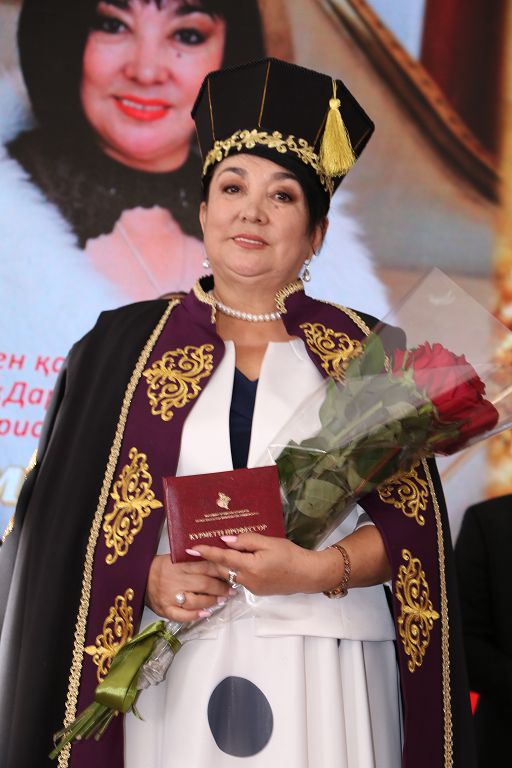 Батыс Қазақстан мемлекеттік уни­вер­ситетінің студенттері Әсел Мәмбе­товамен кездесті