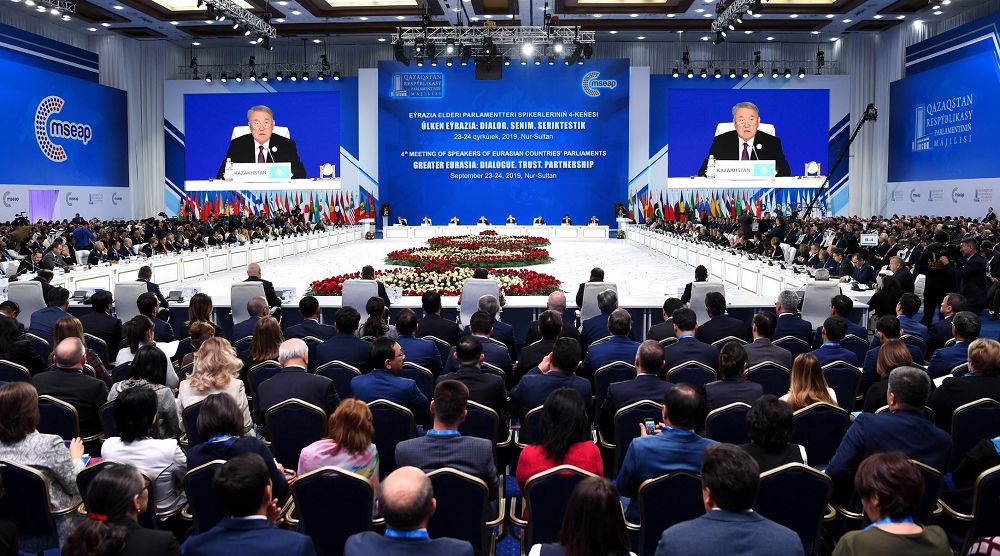 Үлкен Еуразиялық диалог: Еуропа мен Азия елдері парламенттерінің IV кеңесінде жаһандық мәселелердің кең ауқымы талқыланды