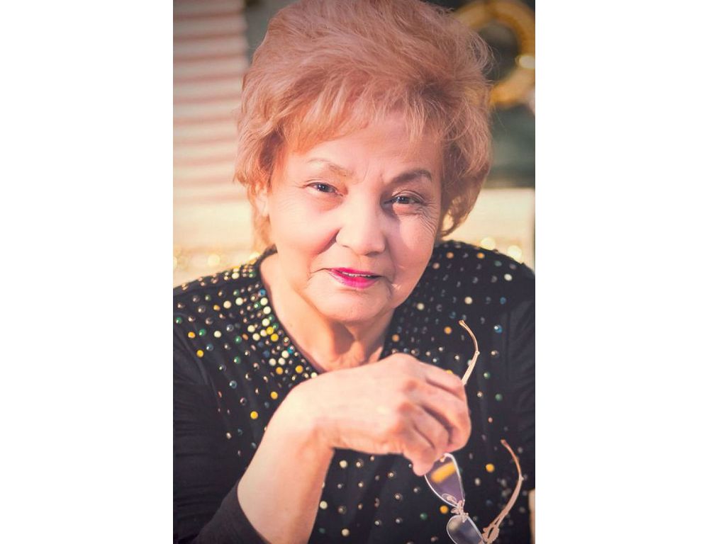 Оттай лаулап өтті ақын...