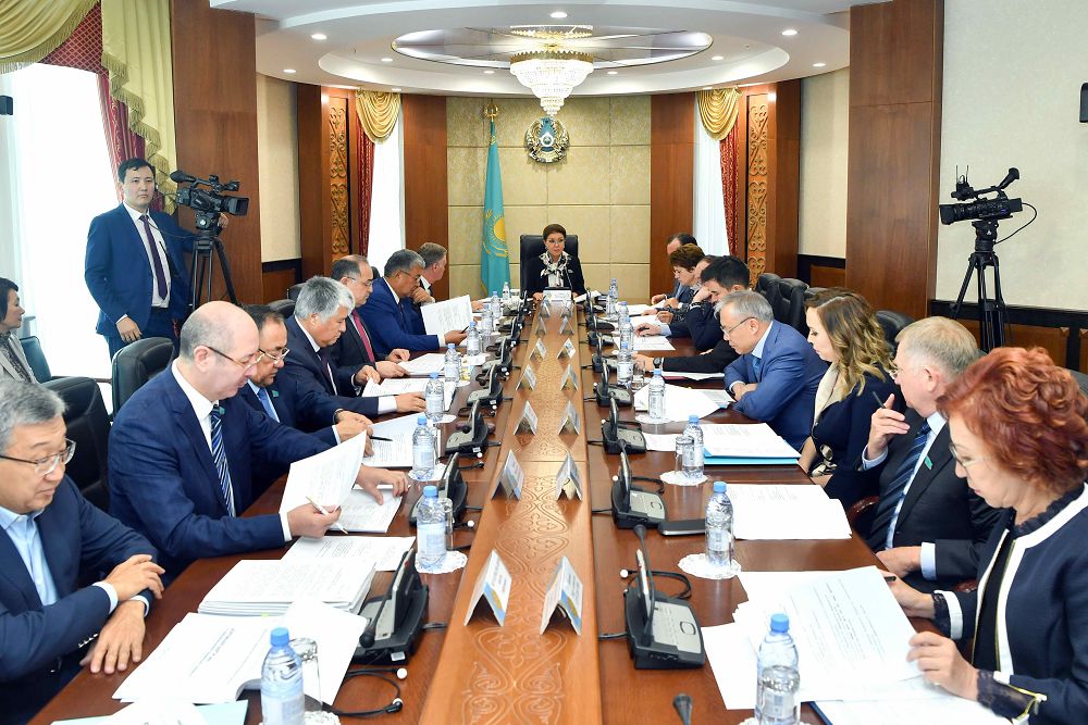 Министрлер айыппұл төлеуі тиіс