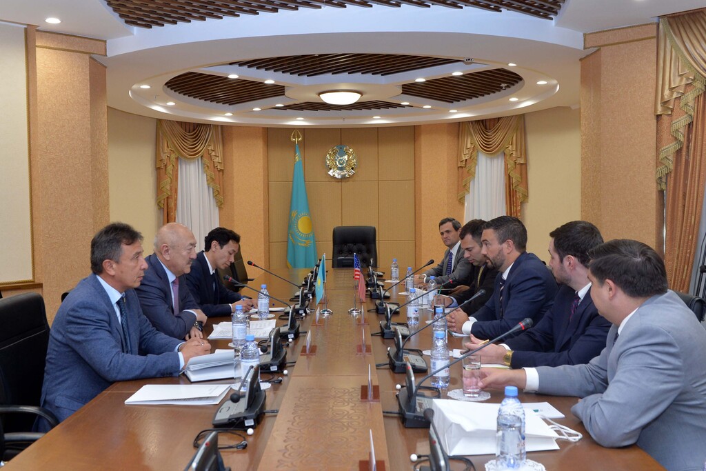 Сенаторлар АҚШ Конгресі Өкілдер палатасының делегациясымен кездесті