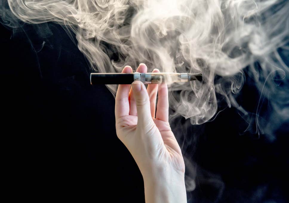 Қазақстандықтарды электронды темекіден бас тартуға шақырды