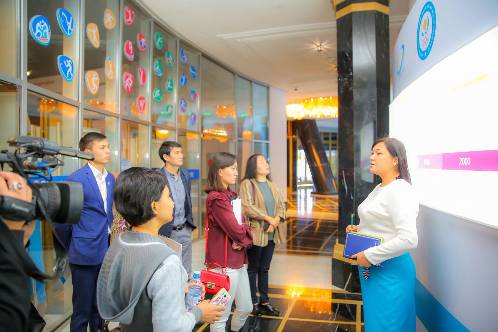 Елбасы кітапханасы жаңа экскурсиялық бағдарламалардың тұсауын кесті