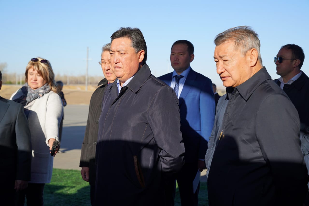 Премьер-Министр ШҚО жолдарының құрылысымен танысты