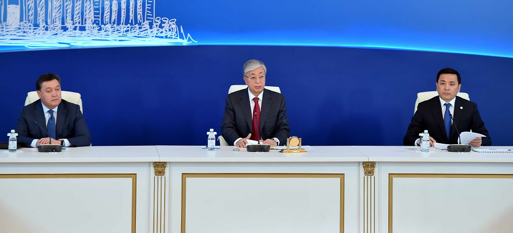 Елорданың төрт құбыласы тең болуы тиіс