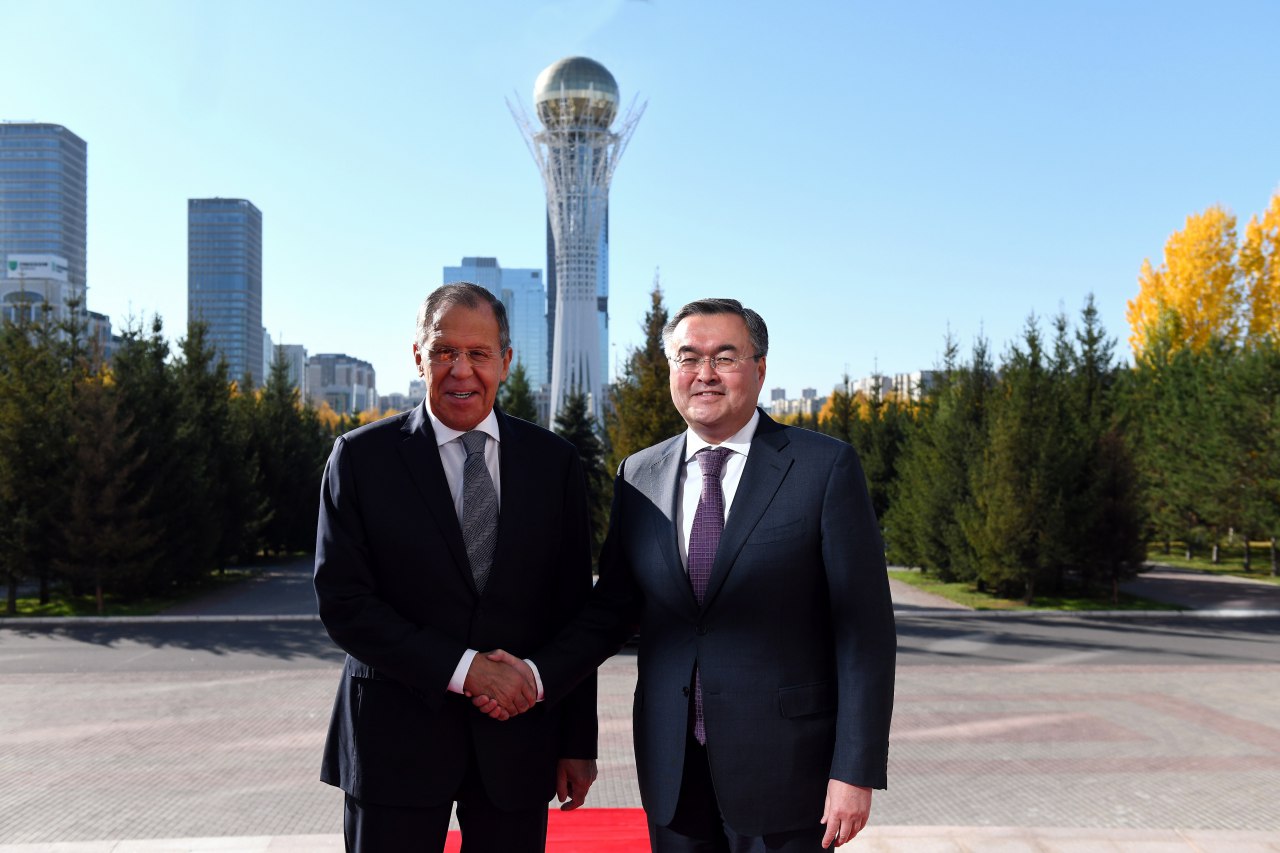 Қазақстан мен Ресей СІМ басшылары шағын және кеңейтілген құрамда келіссөздер жүргізді