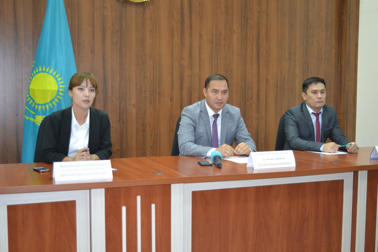 Түркістан: пара ұсыну деректері әлі де кездесуде