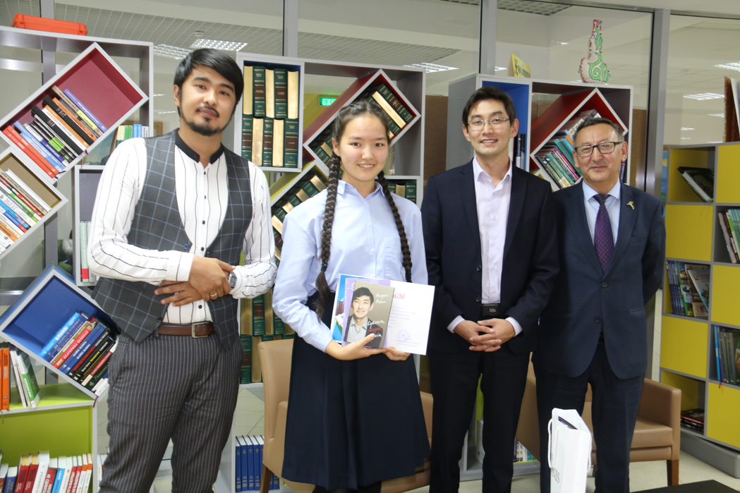 НЗМ «Фариза - поэзия падишасы» атты мәнерлеп оқу байқауын өткізді