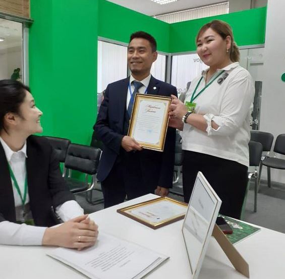 Алматыда «Азаматтарға арналған үкімет» ұйымында мүгедектігі бар 52 маман жұмыс істейді