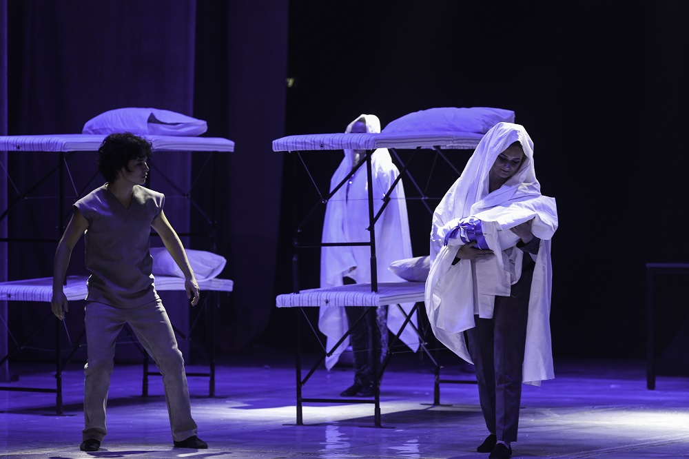 Ерекше актерлердің алғашқы қазақстандық театры көрермендерін тәнті етті